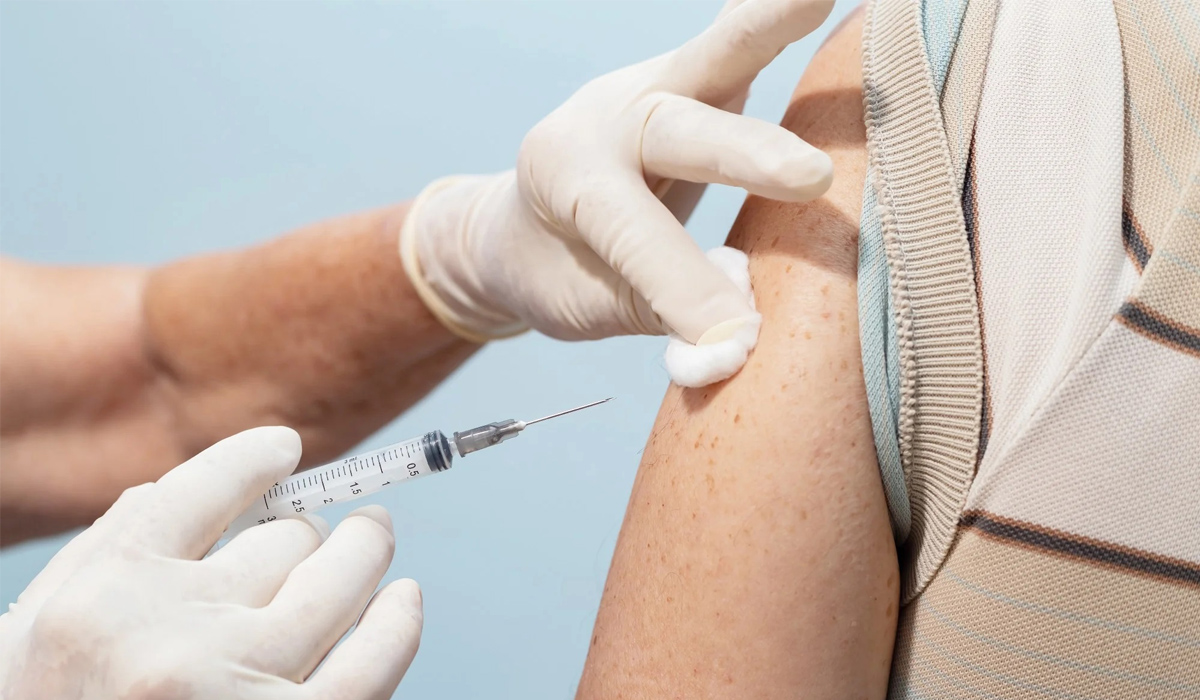 Flu Vaccines Cut Risk by 60-75% in Adults, Children